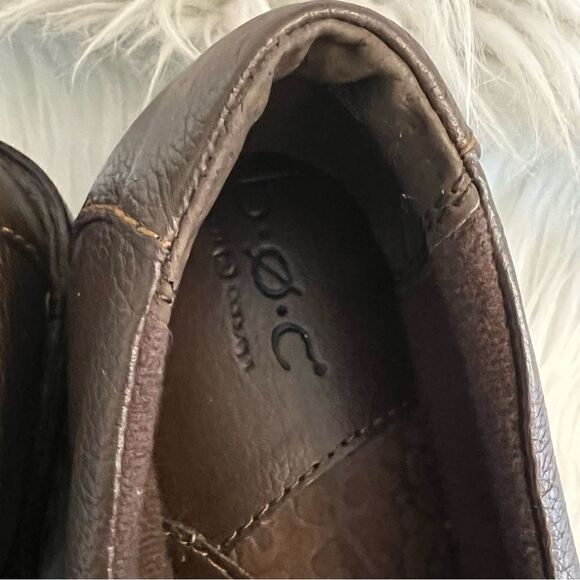 Born Concept BOC Womens Slip-On Loafers Shoes 10M Brown Leather Casual - Picture 2 of 7